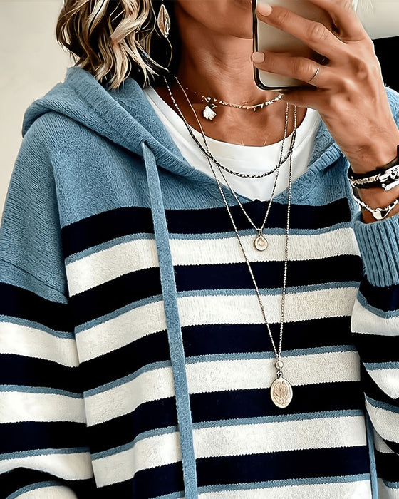 Pull Rayé À Capuche Cordon