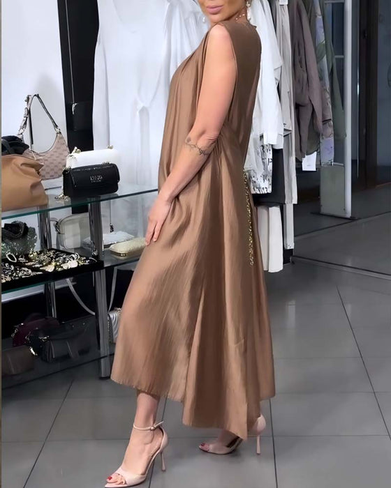 Robe Sans Manches Col Rond Plissée