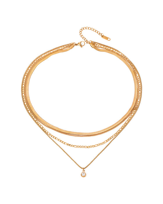 Collier Superposé Avec Toutes Les Chaînes