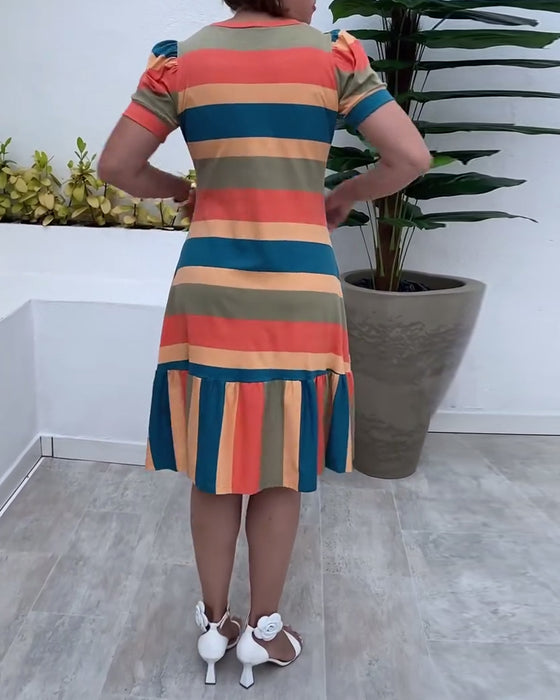 Robe décontractée à manches courtes à rayures