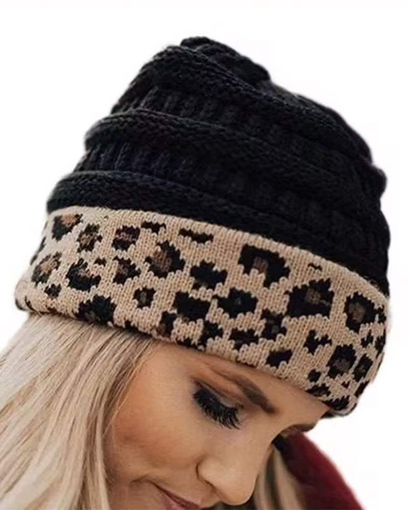 Bonnet d’Hiver pour Femme à Motif Léopard avec Cache-Oreilles Chauds