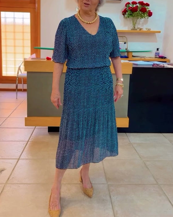 Jupe ample à col en V et manches mi-longues