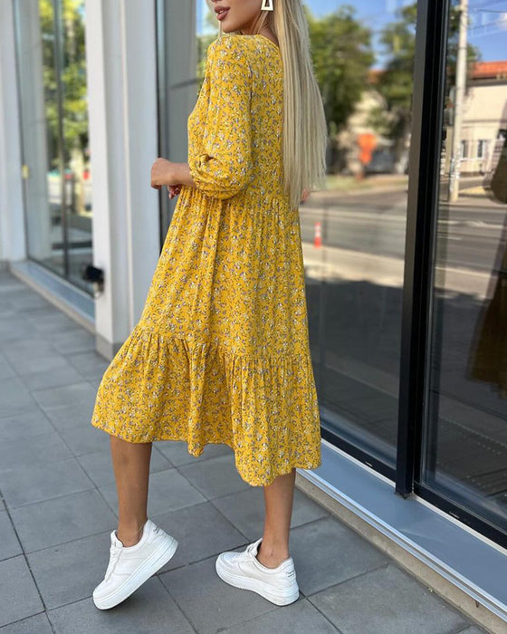 Robe décontractée plissée à fleurs fraîches