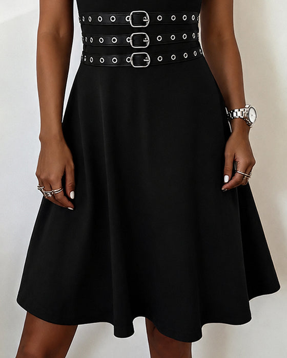Robe Col Carré Bretelles Anneau Métallique Sans Manches