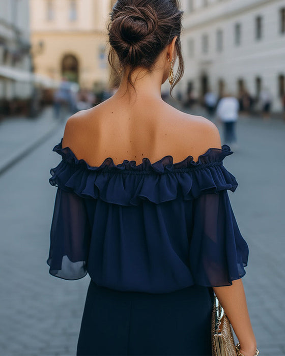 Blouse Élégante Off-Shoulder Volantée