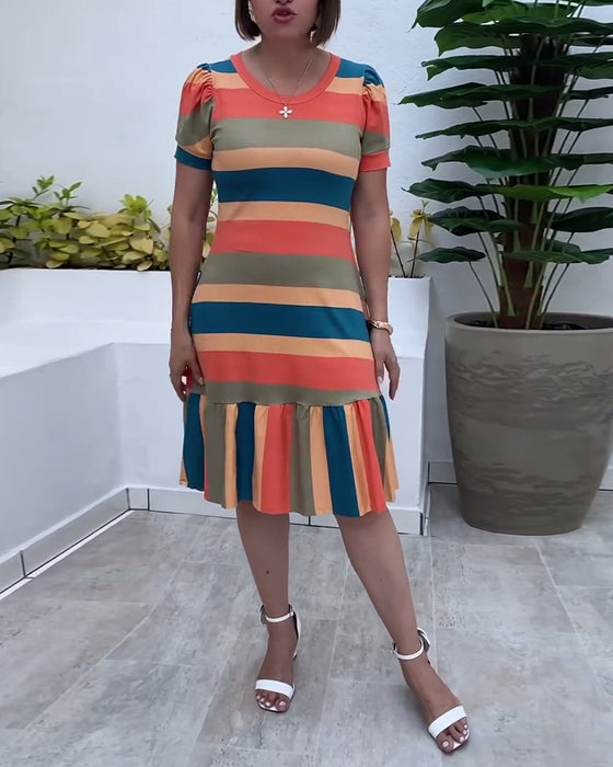 Robe décontractée à manches courtes à rayures