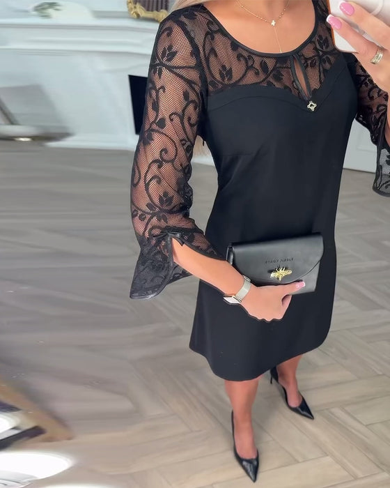 Robe Unie À Manches Longues Avec Détails Patchwork