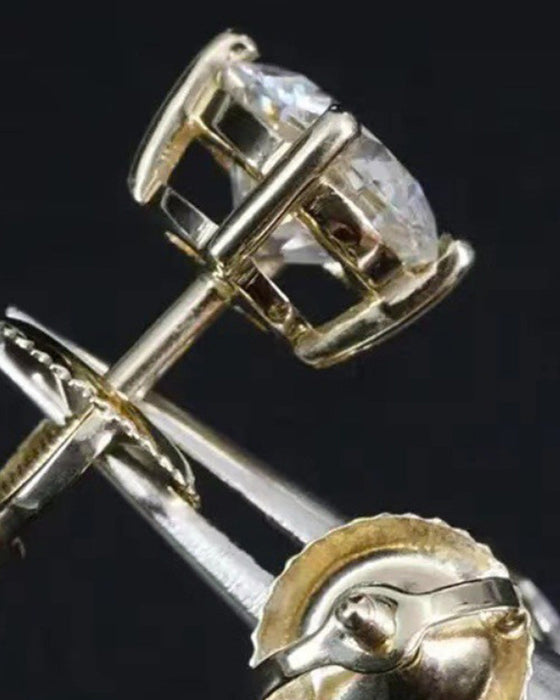 Boucles d'oreilles à tige rondes classiques en zircon