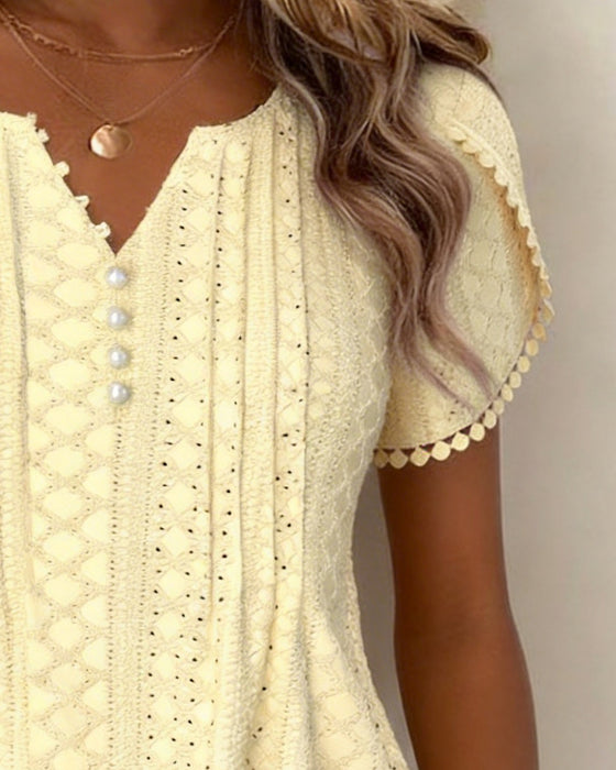 Blouse À Col En V Avec Boutons En Perle Et Dentelle