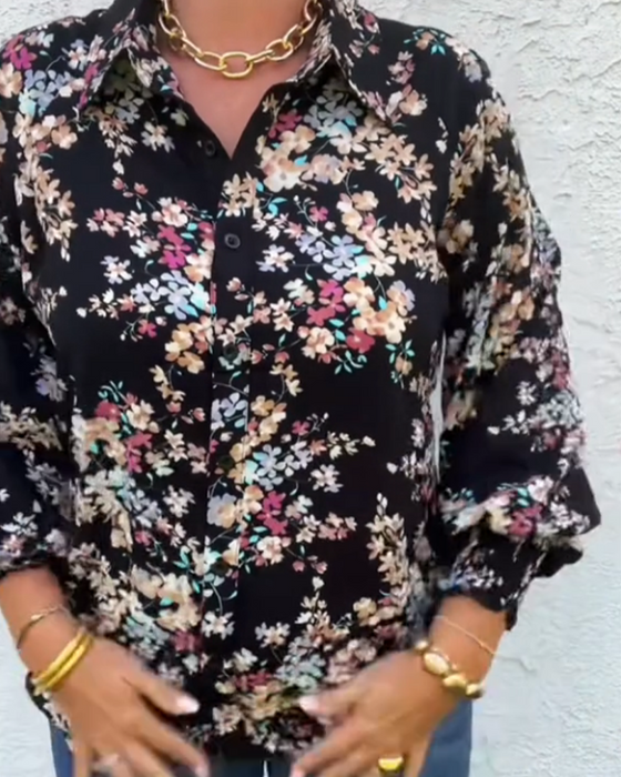 Blouse avec des Détails de Boutons Rétro et des Petits Motifs Floraux