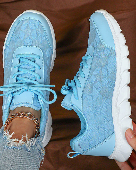Baskets à lacets simples et respirantes de couleur unie