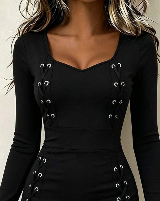 Robe Col Carré Attache Manche Longue