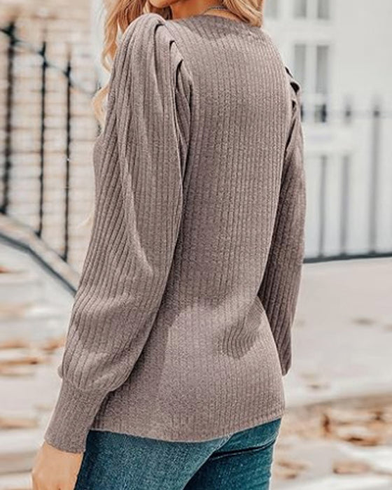 Haut uni à manches longues et col en V