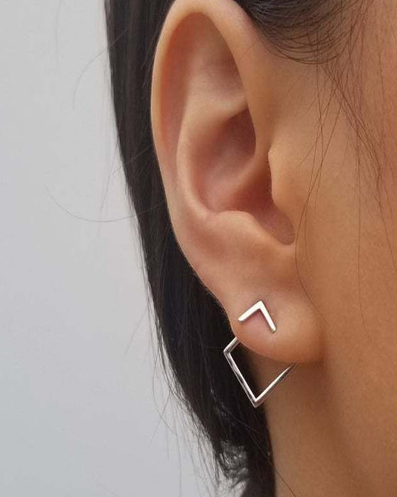 Boucles d'oreilles simples et élégantes en forme de diamant