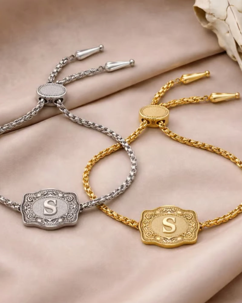 Bracelet Lettre Gaufrée