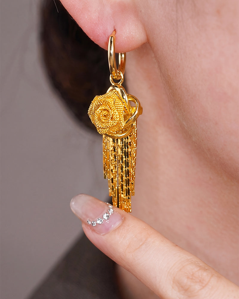 Boucles D'oreilles Fleur Dorée Avec Pompons