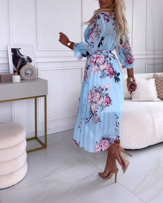 Robe plissée élégante à imprimé floral
