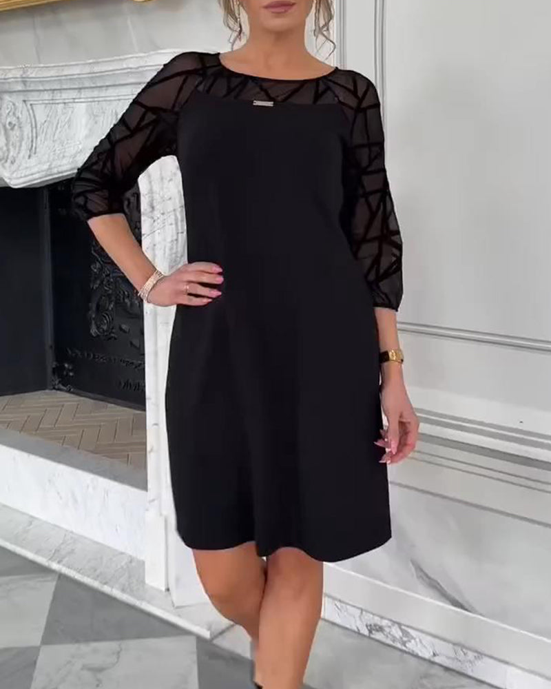 Robe Élégante À Col Rond Et Style Tendance