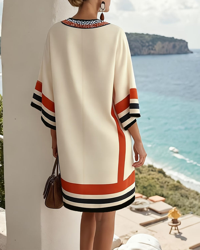 Robe Col V Profond Ligne Géométrique Contraste