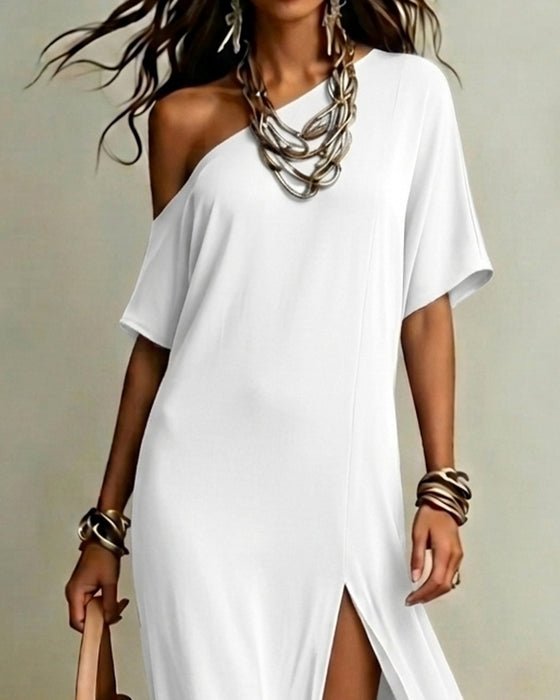 Robe À Épaule Inclinée Et Fente
