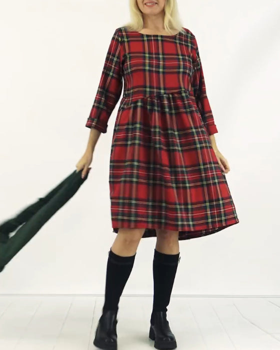 Robe décontractée à carreaux et col rond