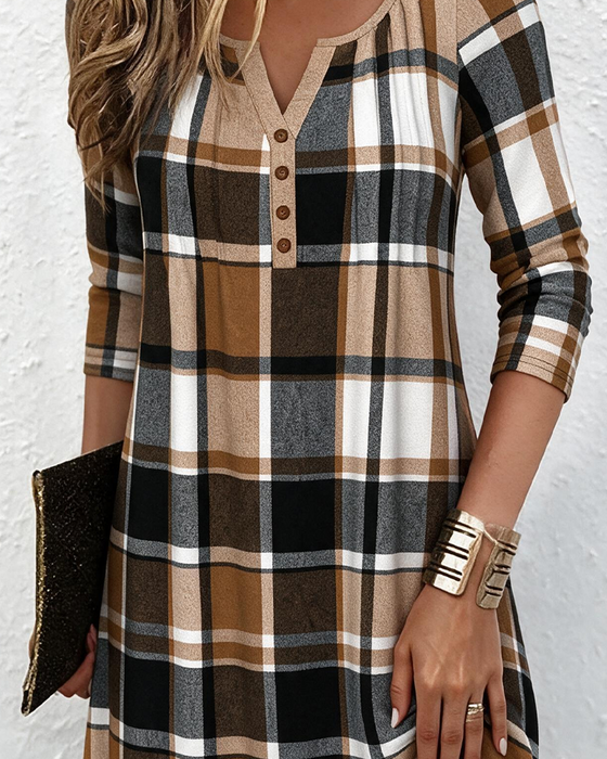 Robe Col V Bouton Carreau