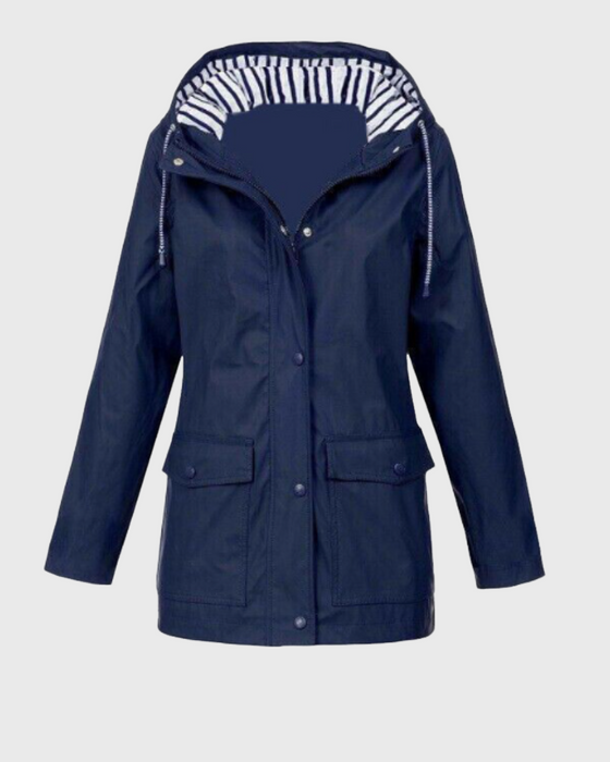 Veste Pour Femmes Avec Caractéristiques Étanche À L'eau Et Au Vent