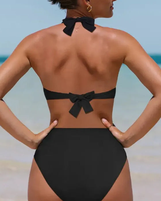 Ensemble de Bikini avec Découpes, Taille Haute et Design en Halter