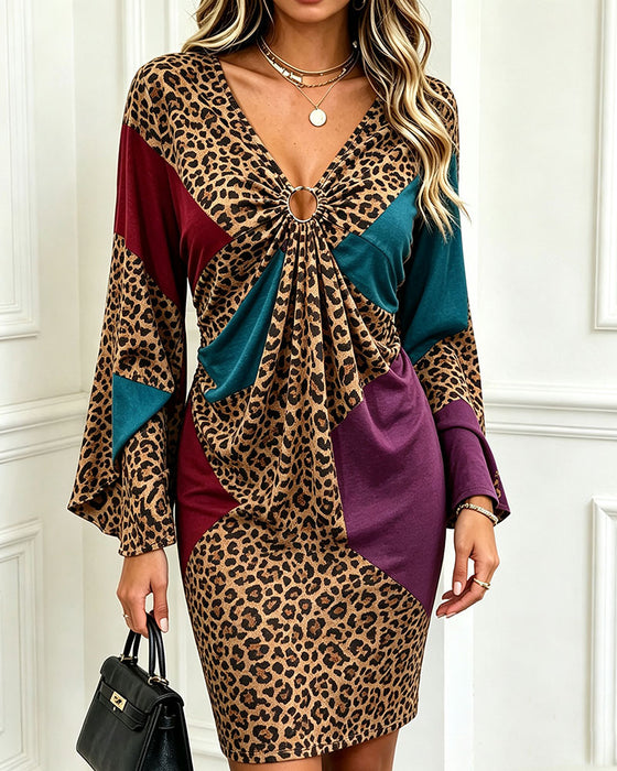 Robe Col En V Bouton Métallique Imprimé Léopard Couleur Contrastante