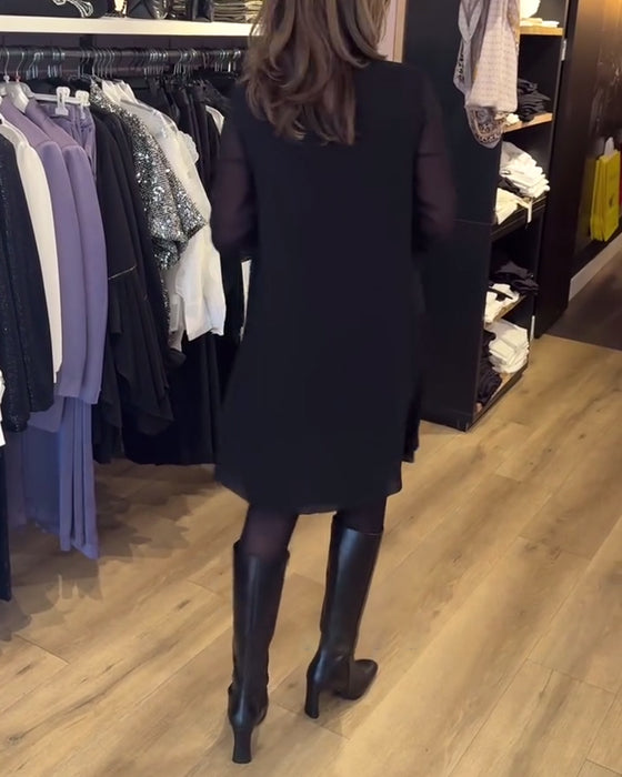 Robe à manches longues à la mode de couleur unie