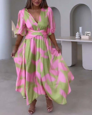 Robe élégante imprimée à manches mi-longues et décolleté en V