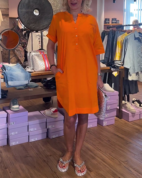 Robe ample décontractée de couleur unie et boutons