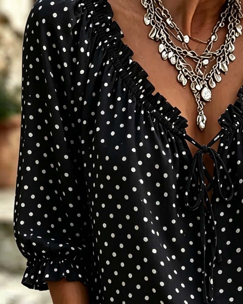 Blouse Col V Volant Polka Dot Attache