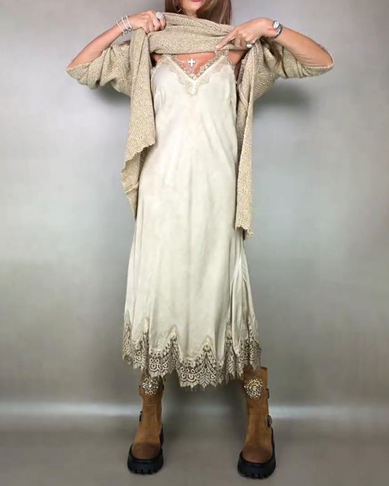 Ensemble Deux Pièces Avec Robe Tricotée Et Robe Cami En Dentelle