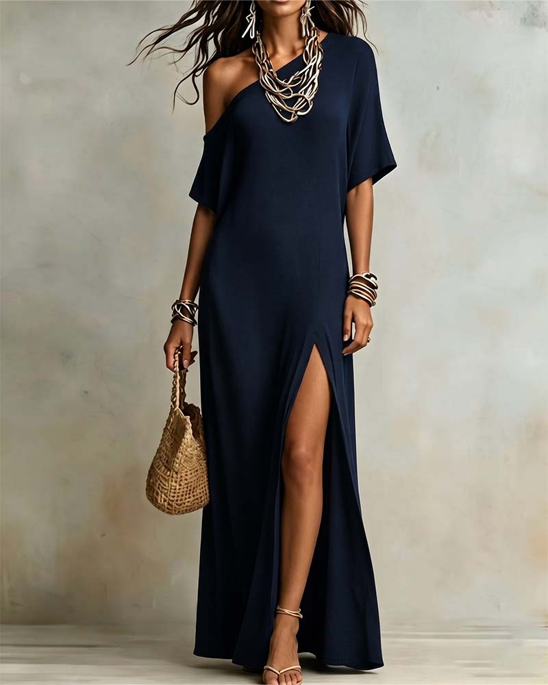 Robe À Épaule Inclinée Et Fente