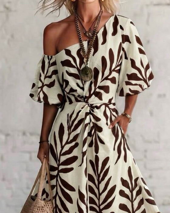 Robe Une-Épaule Motif Feuilles Taille