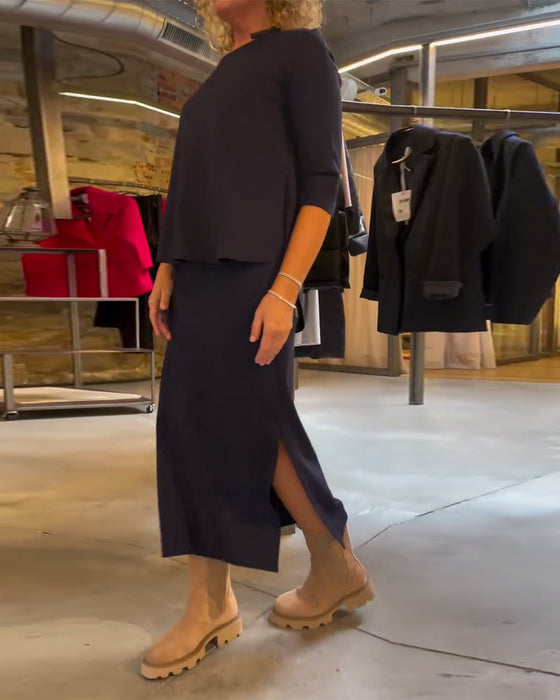 Jupe de costume simple de couleur unie à col rond