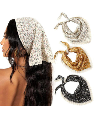 Petit Foulard Triangulaire à Fleurs