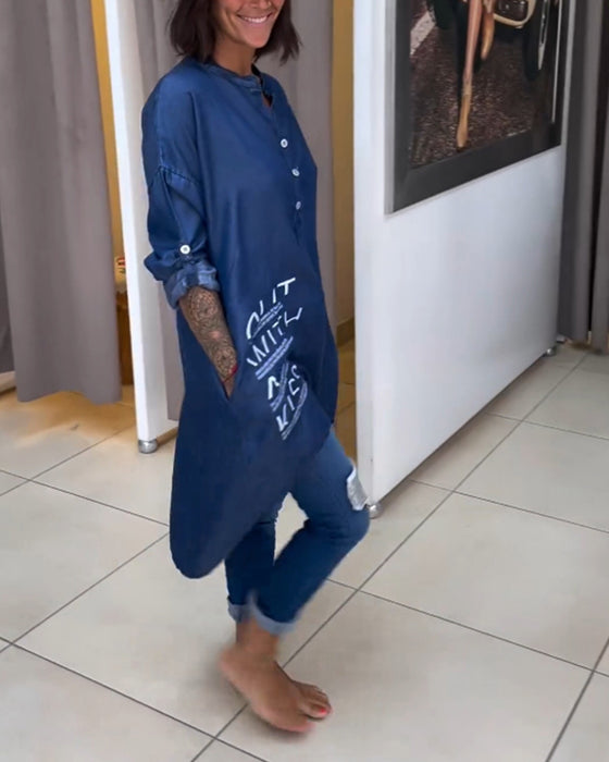 Haut boutonné irrégulier à imprimé lettre