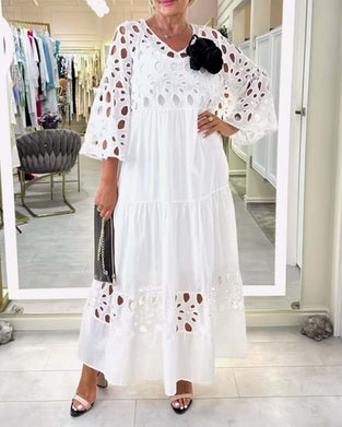 Robe élégante couleur unie en dentelle trouée