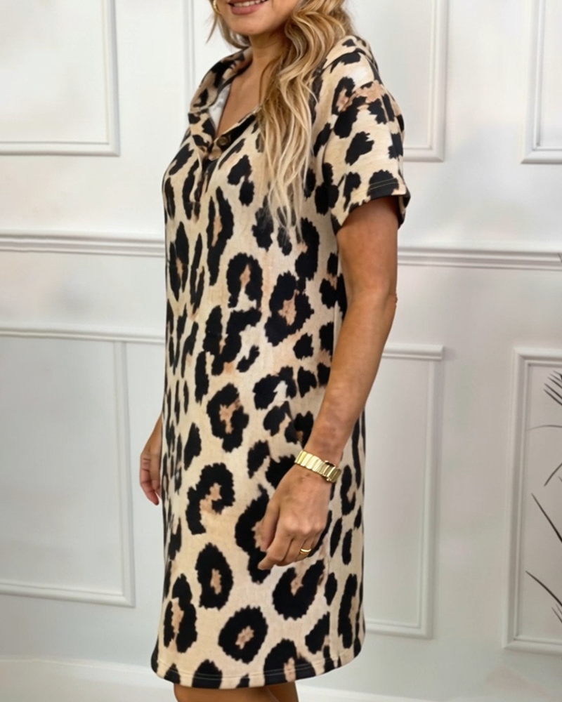 Robe Imprimée Léopard Manches Courtes