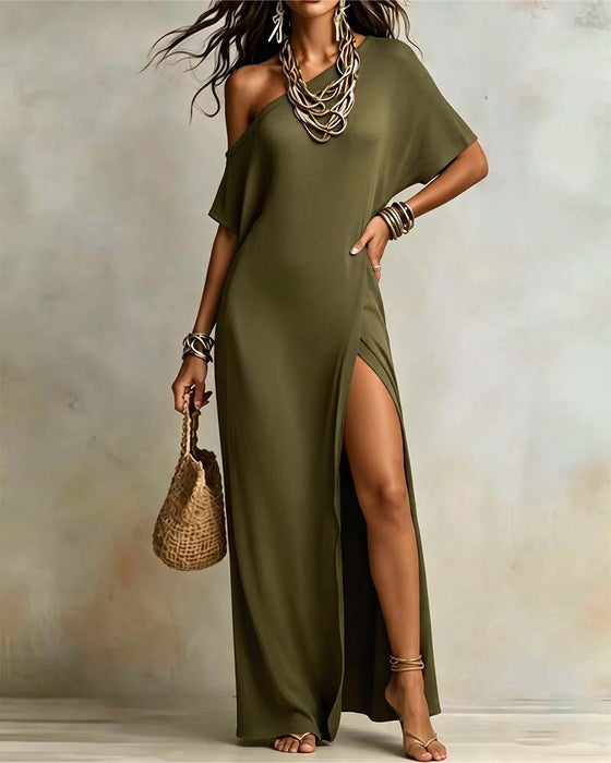 Robe À Épaule Inclinée Et Fente
