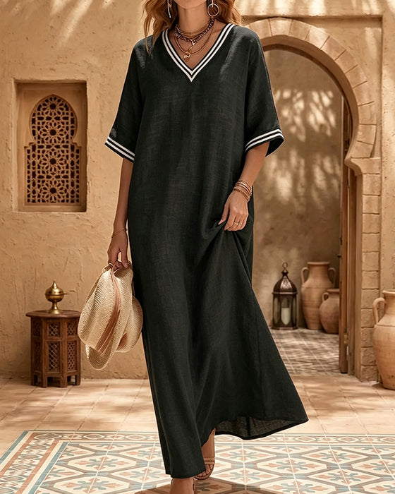 Robe Rayée Col V Poche Contraste