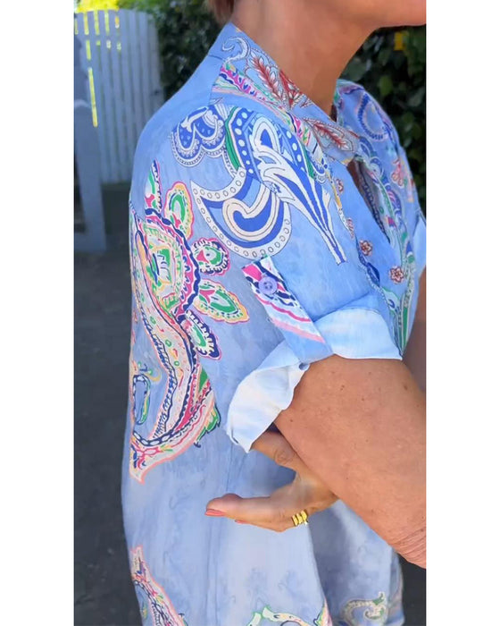 Robe imprimée à col en V et manches repliées