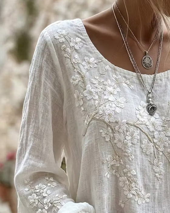 Blouse Texturée Fleur De Cerisier Brodée Col Rond