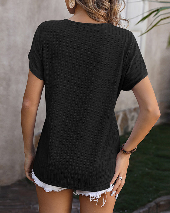 Haut avec col en V et chaîne