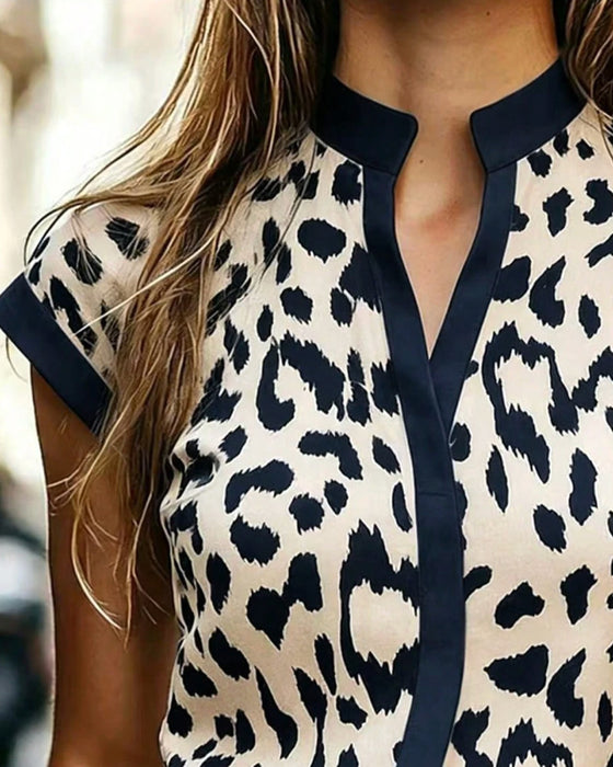 Blouse Col Montant Léopard Manche Courte