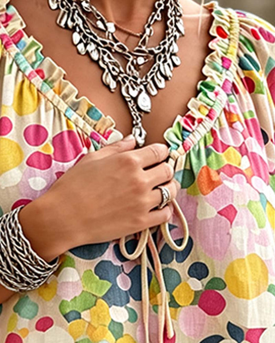 Blouse Col V À Pois À Lacets