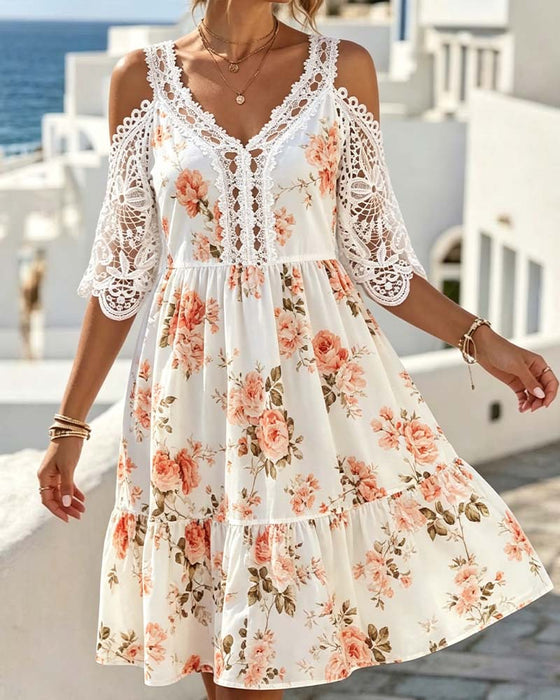 Robe Col V Dentelle Patchwork Florale Épaule Dénudée