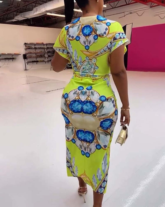 Robe imprimée à taille fendue en V profond